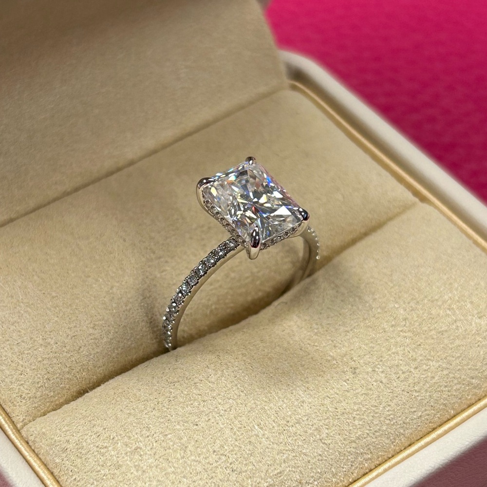 Moissanite Ring Size 8